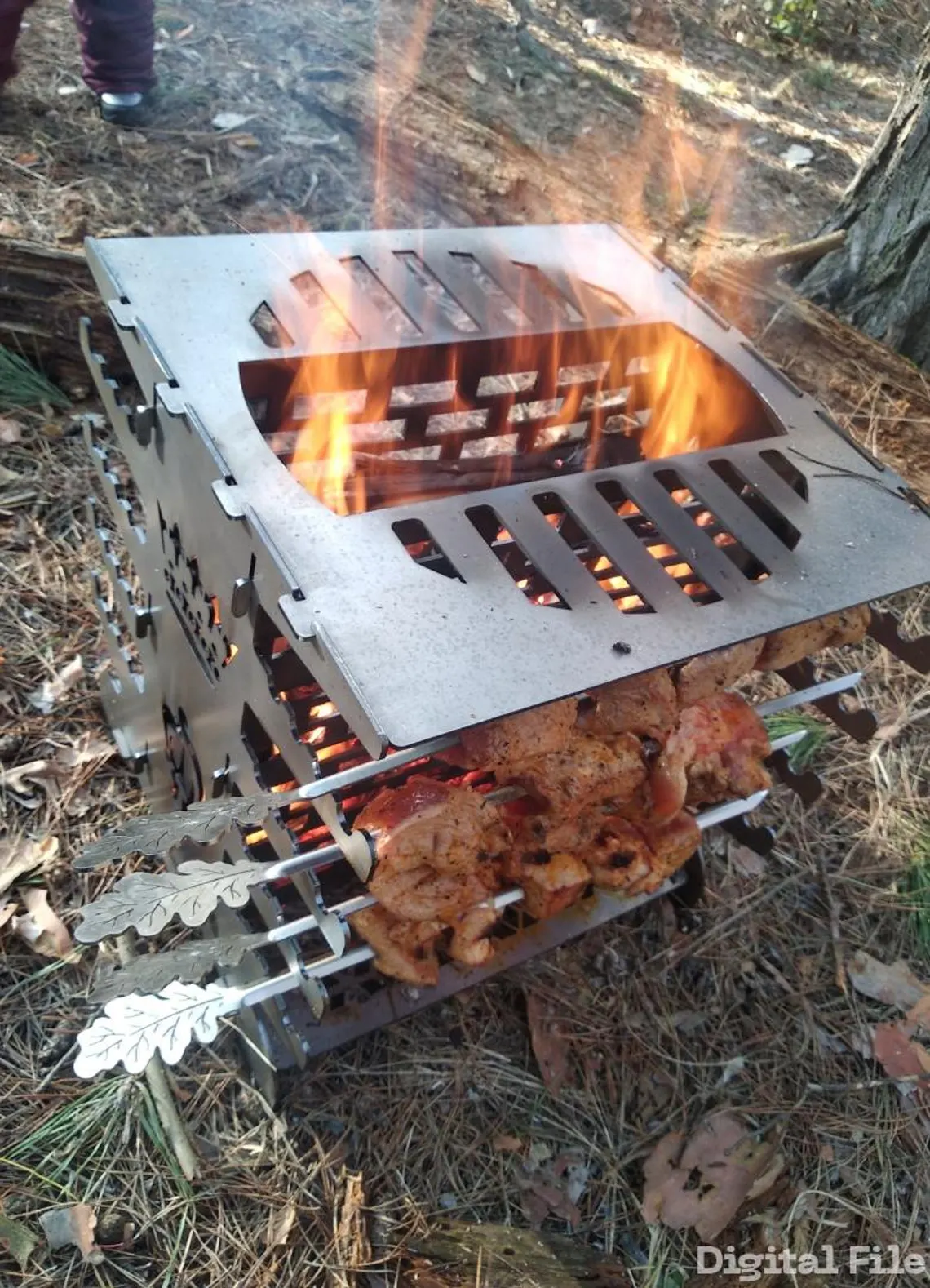 CHILZ Vertical BBQ Grill Queen Design BBQ20 - Image 3